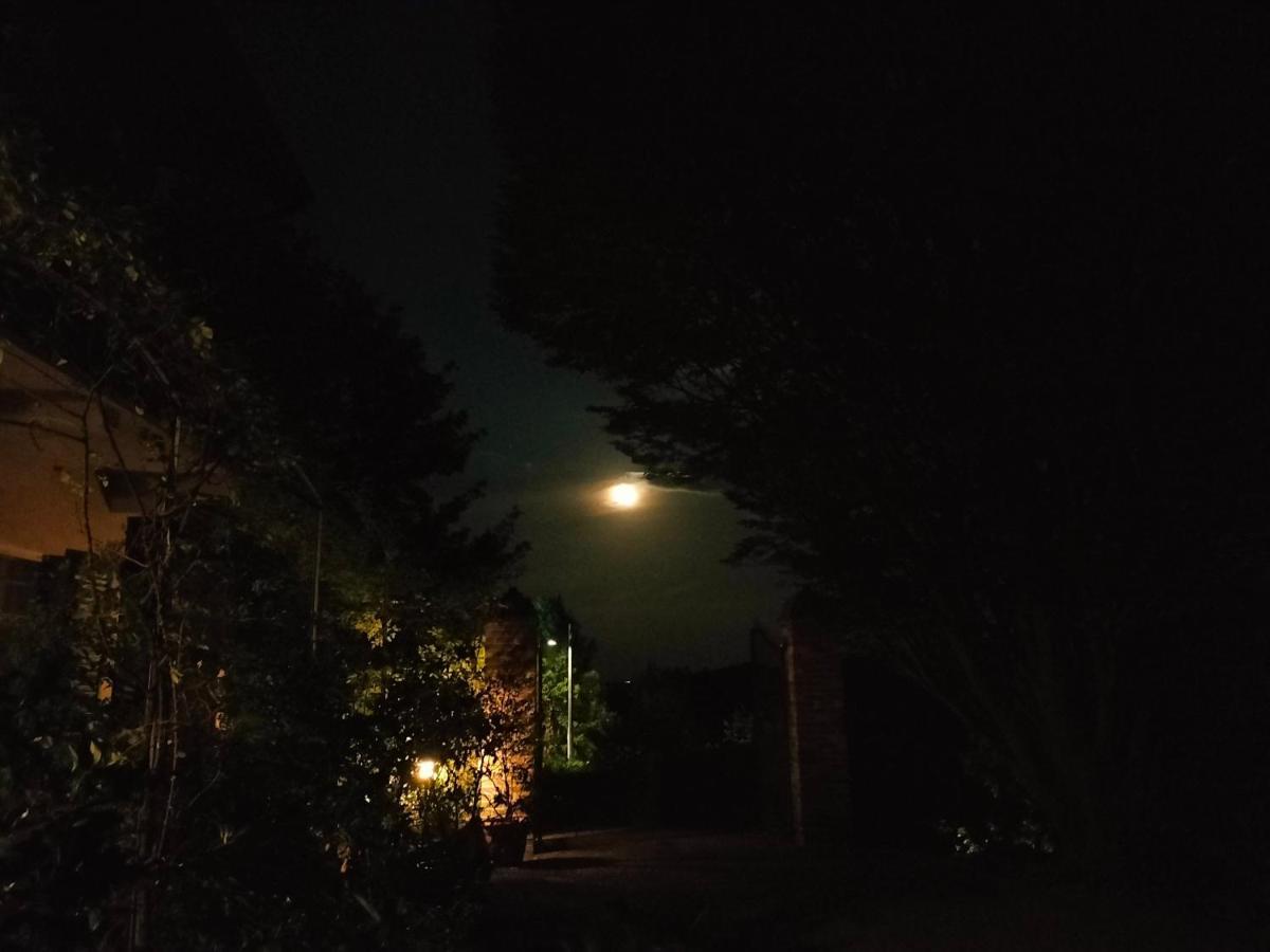 Sotto La Luna Bruna B&B Cocconato Екстериор снимка