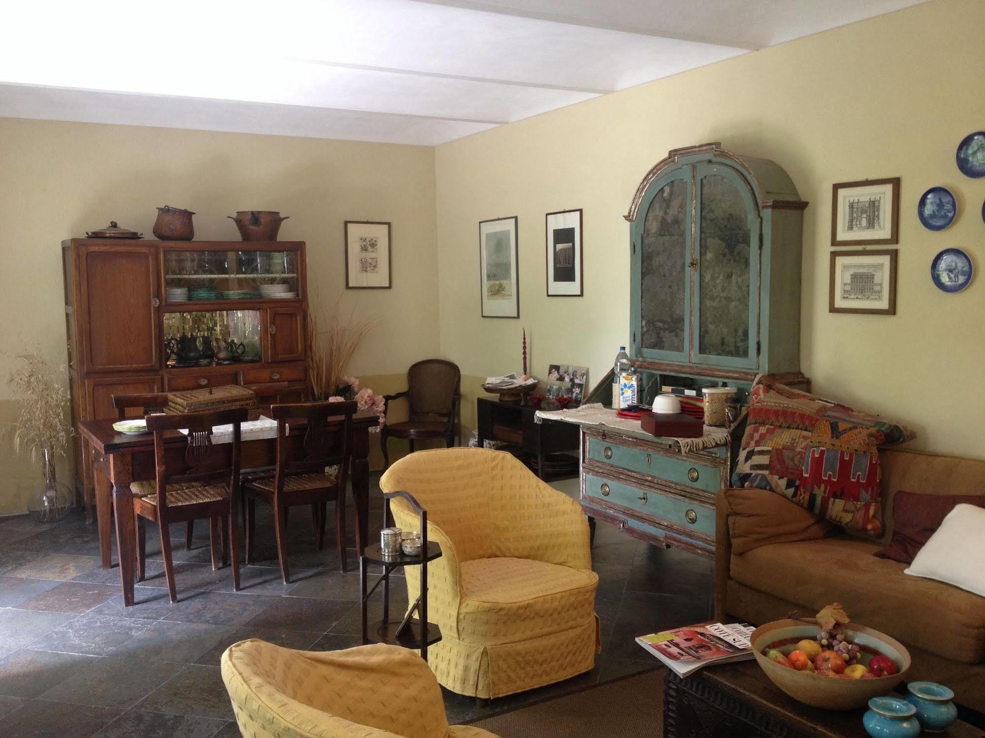 Sotto La Luna Bruna B&B Cocconato Екстериор снимка
