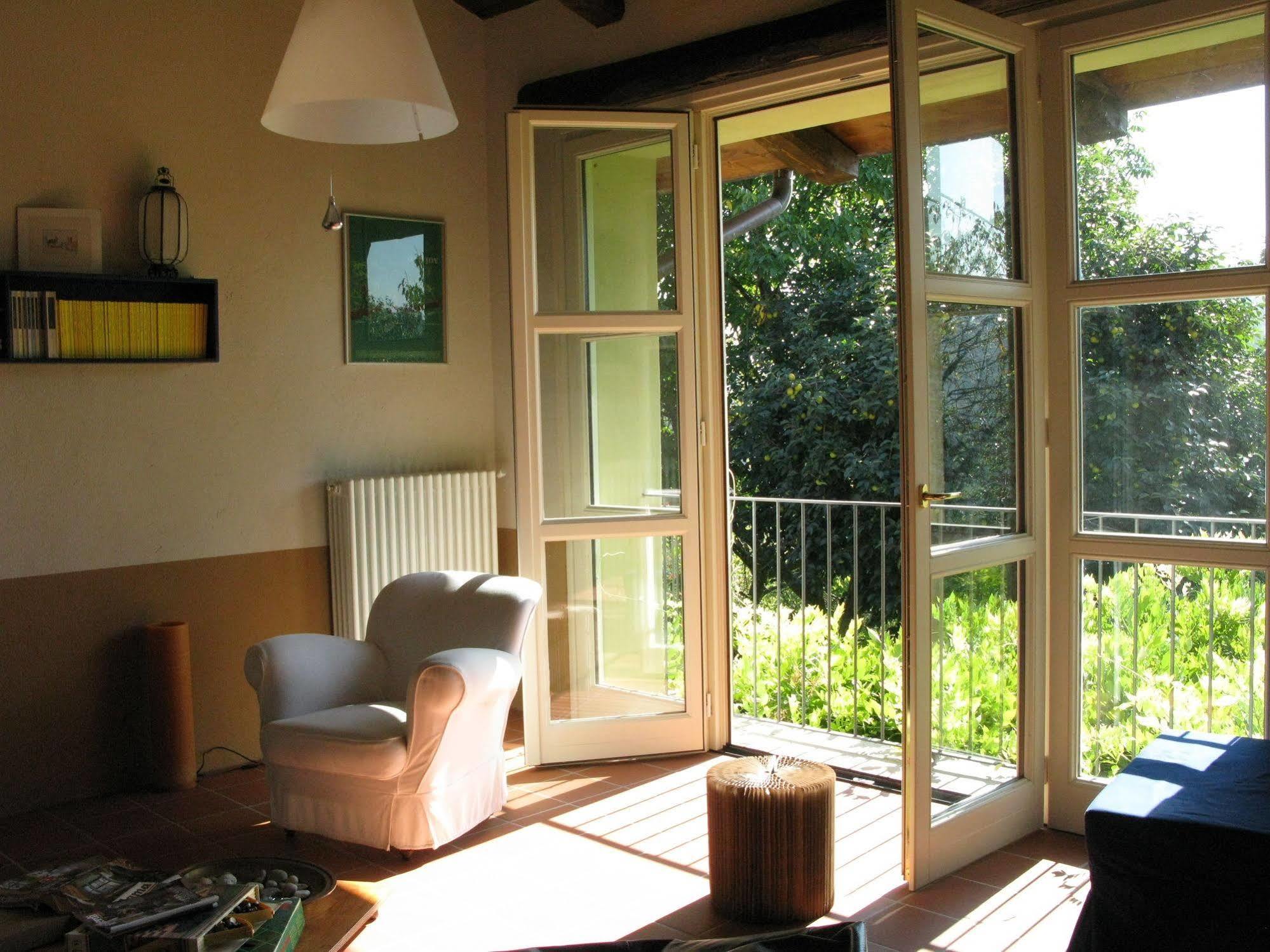 Sotto La Luna Bruna B&B Cocconato Екстериор снимка